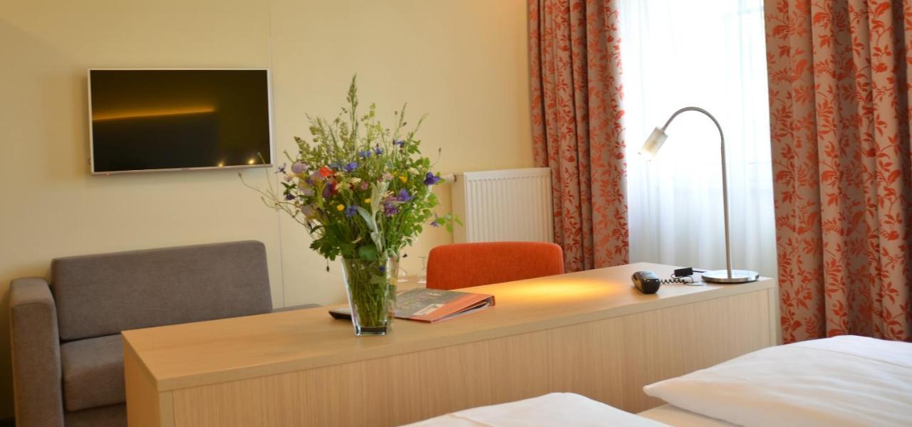 Hotel Bergwirt Herrieden Εξωτερικό φωτογραφία