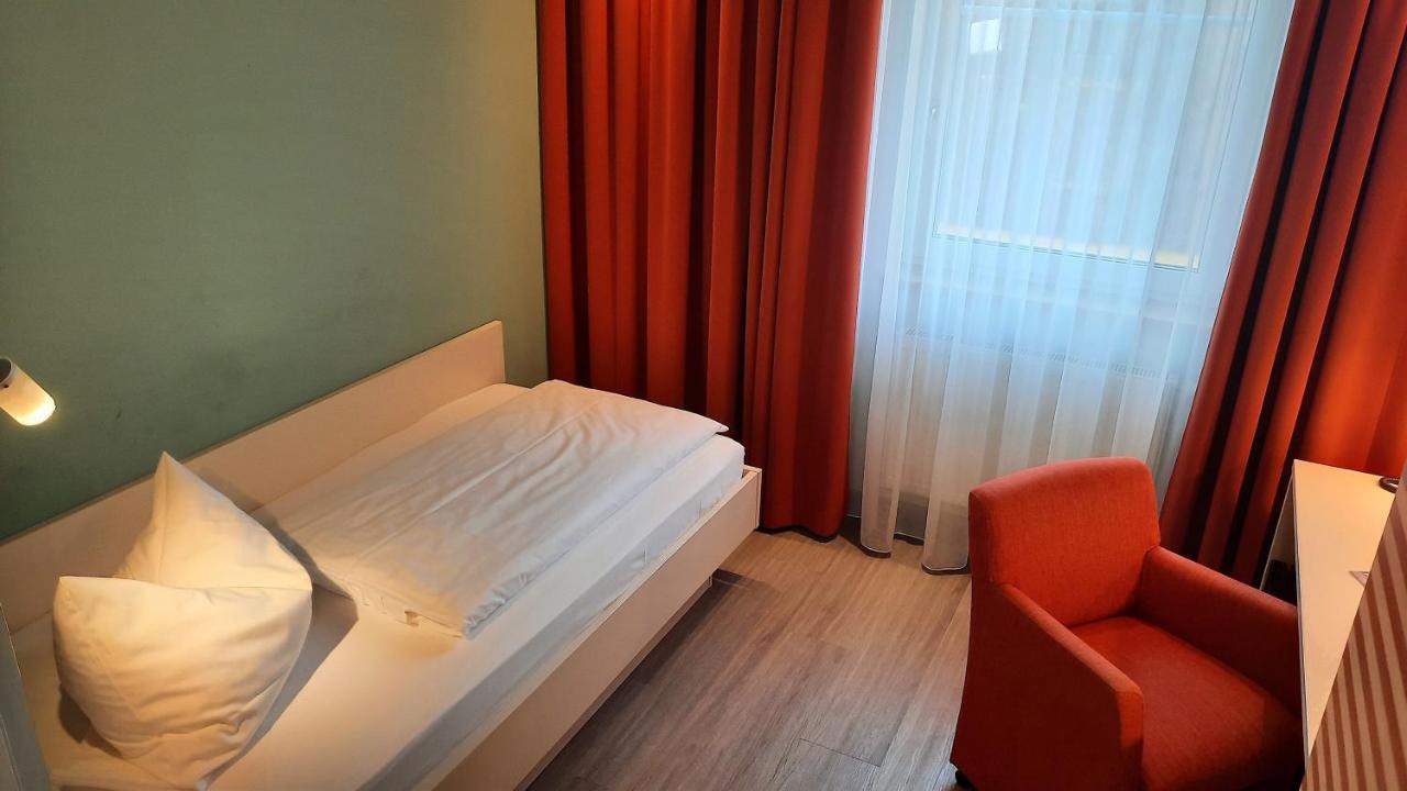 Hotel Bergwirt Herrieden Εξωτερικό φωτογραφία