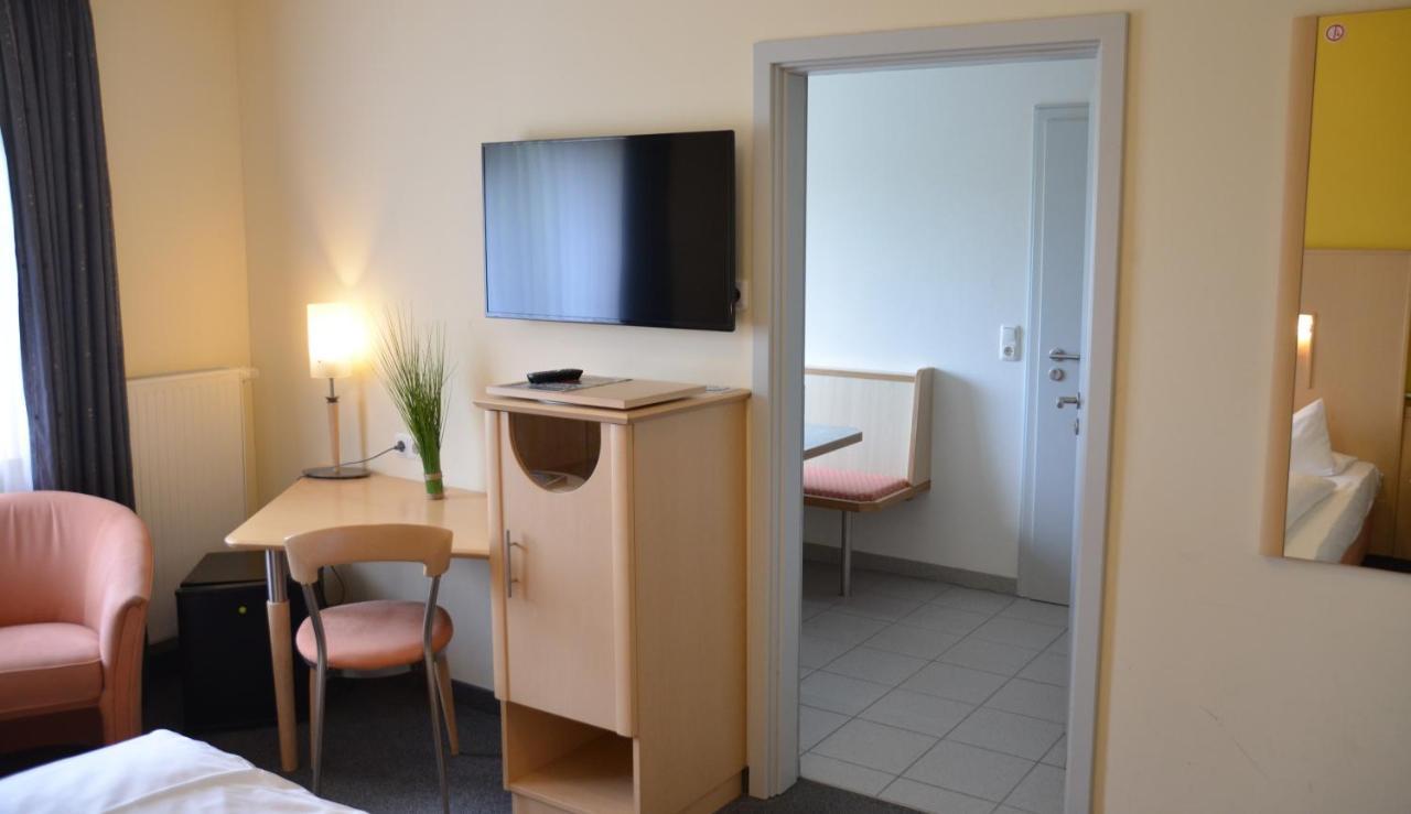 Hotel Bergwirt Herrieden Εξωτερικό φωτογραφία