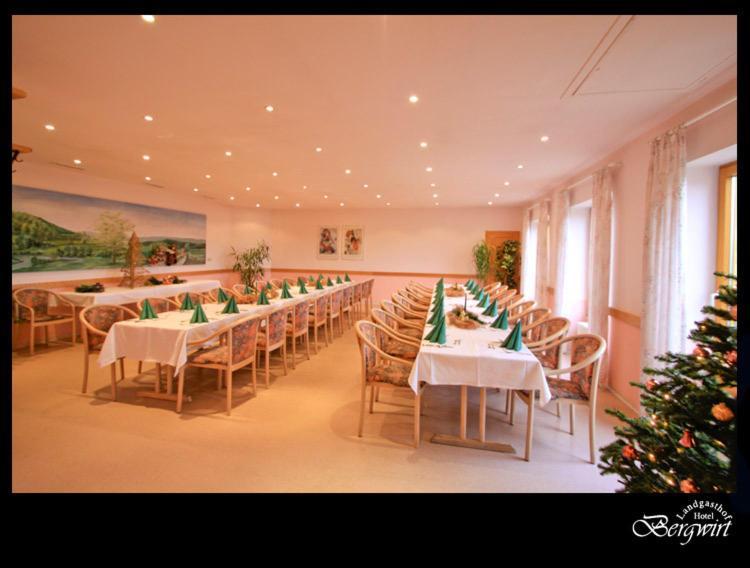 Hotel Bergwirt Herrieden Εξωτερικό φωτογραφία