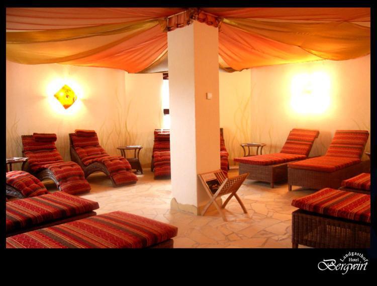 Hotel Bergwirt Herrieden Εξωτερικό φωτογραφία